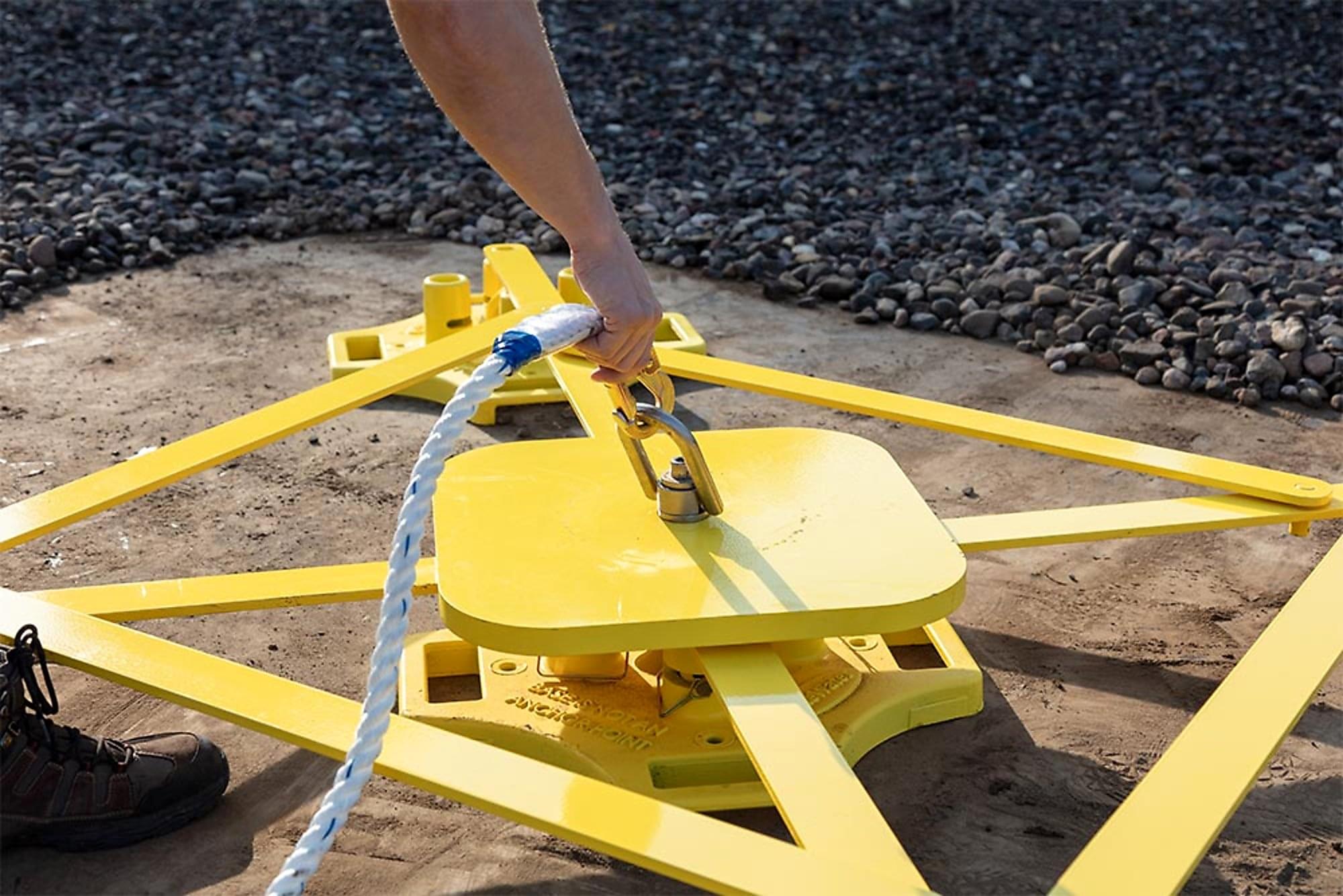 Mobile Fall Restraint Anchor Point : BlueWater® US